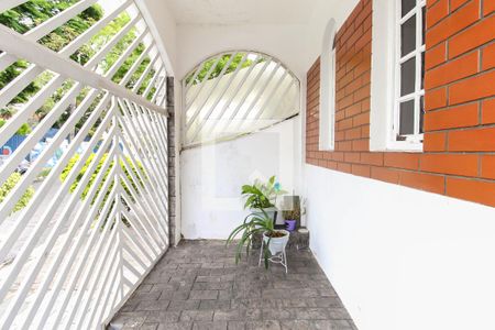 Casa à venda com 100m², 2 quartos e 4 vagasEntrada