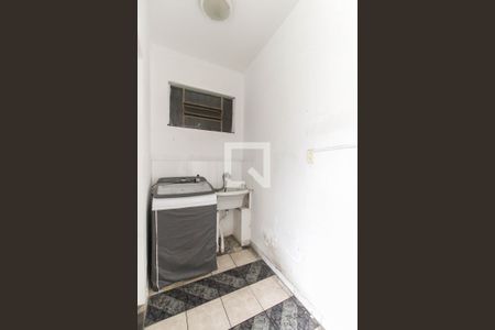 Casa à venda com 100m², 2 quartos e 4 vagasÁrea de Serviço 2