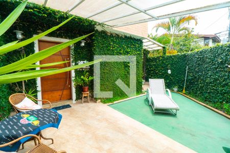 Casa à venda com 280m², 3 quartos e 2 vagasEntrada