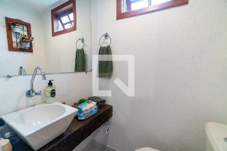 Casa à venda com 280m², 3 quartos e 2 vagasLavabo