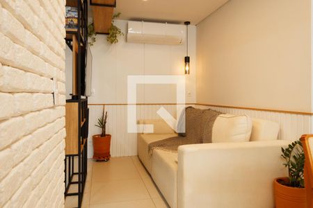 Sala de apartamento à venda com 2 quartos, 60m² em Vila Mazzei, São Paulo