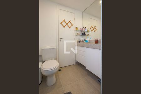 Suíte - Banheiro de apartamento à venda com 2 quartos, 79m² em Sumaré, São Paulo