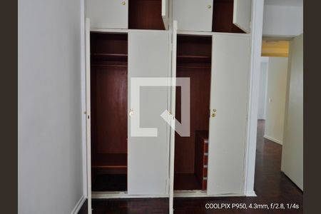 Quarto 1 - Armários de apartamento à venda com 3 quartos, 120m² em Jardim Paulista, São Paulo