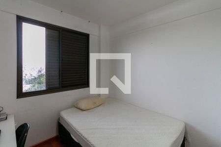 Quarto 2  de apartamento para alugar com 3 quartos, 90m² em Sagrada Família, Belo Horizonte