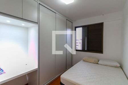Quarto 1  de apartamento à venda com 3 quartos, 90m² em Sagrada Família, Belo Horizonte