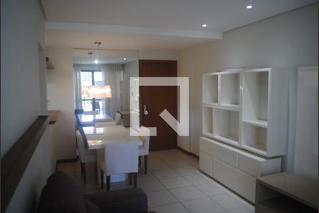 Sala  de apartamento para alugar com 1 quarto, 82m² em Alphaville I, Salvador