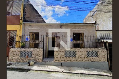 Casa para alugar com 90m², 3 quartos e sem vagaFachada