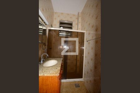 Apartamento para alugar com 65m², 2 quartos e sem vagaBanheiro