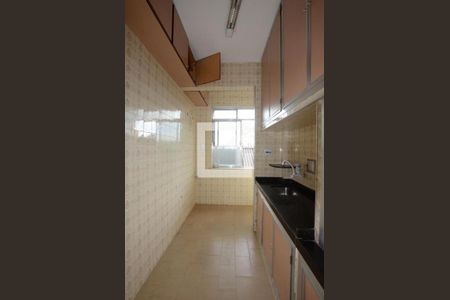 Apartamento para alugar com 65m², 2 quartos e sem vagaCozinha
