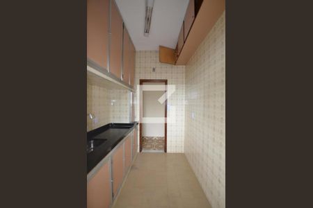 Apartamento para alugar com 65m², 2 quartos e sem vagaCozinha
