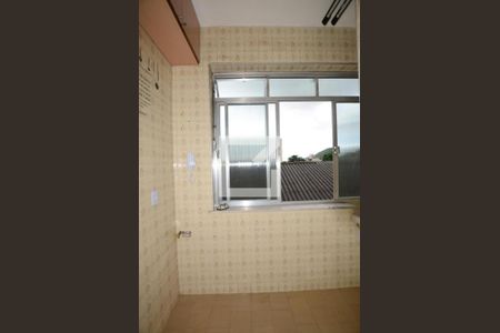 Apartamento para alugar com 65m², 2 quartos e sem vagaÁrea de Serviço