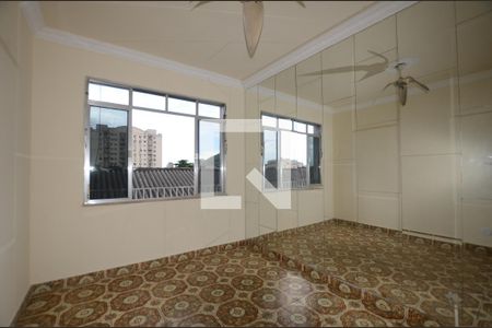 Sala de apartamento para alugar com 2 quartos, 65m² em Vila da Penha, Rio de Janeiro