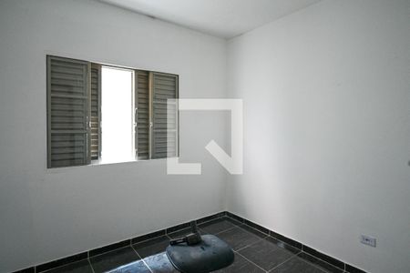 Quarto 1 de casa para alugar com 2 quartos, 45m² em Vila Cristalia, São Paulo