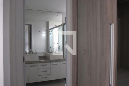 Apartamento à venda com 146m², 3 quartos e 2 vagasBanheiro da Suíte 2