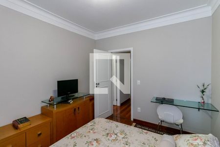 Apartamento à venda com 121m², 4 quartos e 2 vagasQuarto Suíte