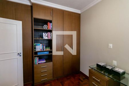 Apartamento à venda com 121m², 4 quartos e 2 vagasQuarto 2