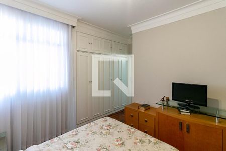 Apartamento à venda com 121m², 4 quartos e 2 vagasQuarto Suíte