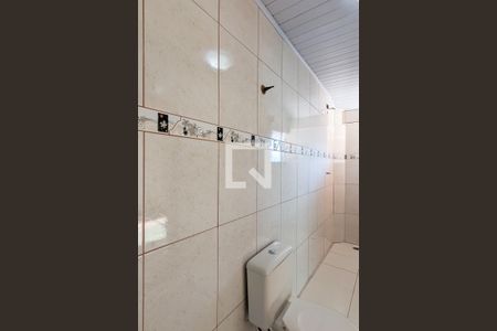 Casa para alugar com 350m², 5 quartos e 2 vagas Casa para alugar com 350m², 5 quartos e 2 vagasBanheiro da suíte 2