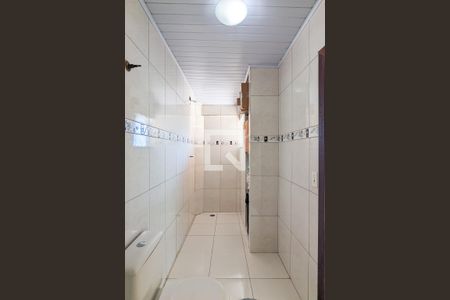 Casa para alugar com 350m², 5 quartos e 2 vagas Casa para alugar com 350m², 5 quartos e 2 vagasBanheiro da suíte 2