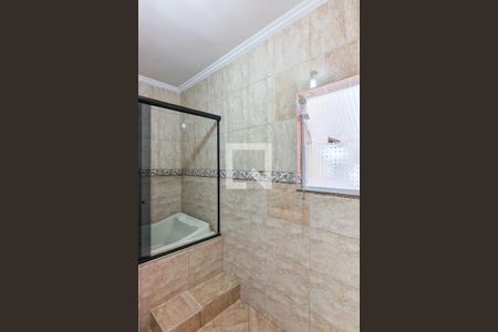 Casa para alugar com 350m², 5 quartos e 2 vagas Casa para alugar com 350m², 5 quartos e 2 vagasBanheiro da suíte 1