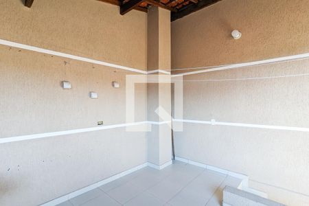 Casa para alugar com 350m², 5 quartos e 2 vagas Casa para alugar com 350m², 5 quartos e 2 vagasCozinha superior