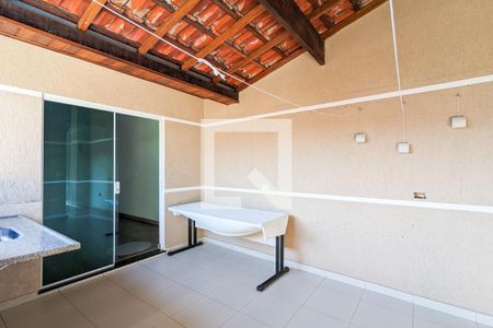 Casa para alugar com 350m², 5 quartos e 2 vagas Casa para alugar com 350m², 5 quartos e 2 vagasCozinha superior