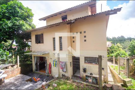 Casa à venda com 200m², 4 quartos e 4 vagas Casa à venda com 200m², 4 quartos e 4 vagasCASA 1 - Área de Serviço Externa