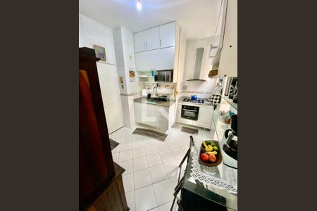 Apartamento à venda com 76m², 2 quartos e 1 vaga Apartamento à venda com 76m², 2 quartos e 1 vagaCozinha