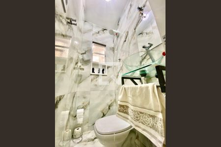 Apartamento à venda com 76m², 2 quartos e 1 vaga Apartamento à venda com 76m², 2 quartos e 1 vagaBanheiro 2