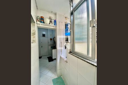 Apartamento à venda com 76m², 2 quartos e 1 vaga Apartamento à venda com 76m², 2 quartos e 1 vagaÁrea de Serviço