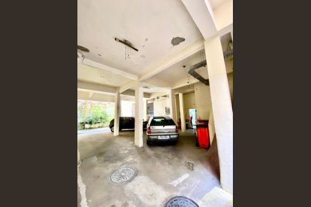 Apartamento à venda com 76m², 2 quartos e 1 vaga Apartamento à venda com 76m², 2 quartos e 1 vagaGaragem