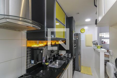 Casa de condomínio à venda com 150m², 3 quartos e 2 vagasCozinha