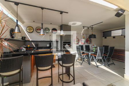 Casa de condomínio à venda com 150m², 3 quartos e 2 vagasÁrea externa