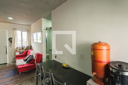 Sala de apartamento para alugar com 2 quartos, 52m² em Guaiaúna, São Paulo