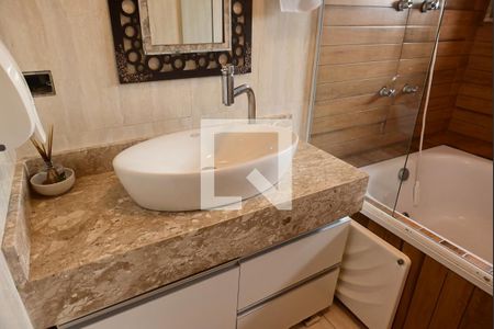 Apartamento para alugar com 640m², 8 quartos e 8 vagasBanheiro do quarto 2