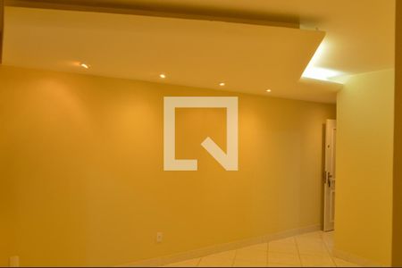 Sala de apartamento à venda com 2 quartos, 59m² em Pechincha, Rio de Janeiro