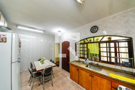 Casa à venda com 139m², 3 quartos e 2 vagasCozinha