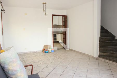 Sala de casa para alugar com 3 quartos, 120m² em Vila Rosalia, Guarulhos