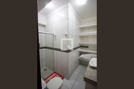 Banheiro de casa de condomínio para alugar com 1 quarto, 78m² em Taguatinga Norte (taguatinga), Brasília