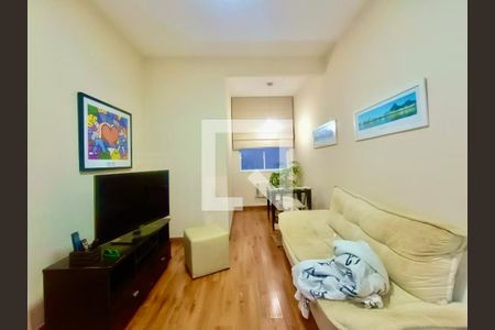 Sala  de apartamento para alugar com 2 quartos, 66m² em Leblon, Rio de Janeiro