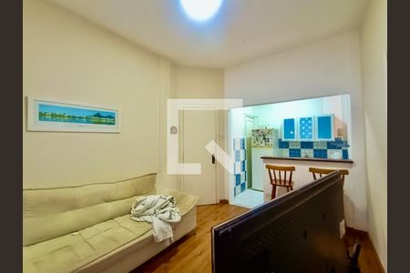 Sala de apartamento para alugar com 2 quartos, 66m² em Leblon, Rio de Janeiro