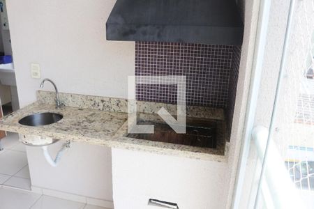 Apartamento à venda com 65m², 2 quartos e 1 vagaSacada