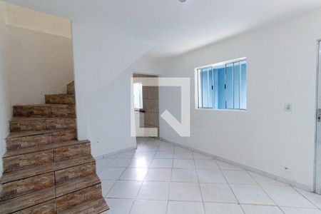 Sala de casa para alugar com 2 quartos, 80m² em Burgo Paulista, São Paulo