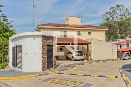 Casa de condomínio à venda com 234m², 3 quartos e 3 vagasFachada