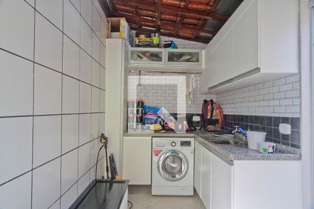 Casa de condomínio à venda com 234m², 3 quartos e 3 vagasÁrea de Serviço