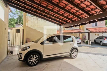 Casa de condomínio à venda com 234m², 3 quartos e 3 vagasGaragem