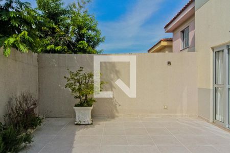 Casa de condomínio à venda com 234m², 3 quartos e 3 vagasÁrea externa