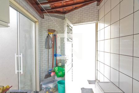 Casa de condomínio à venda com 234m², 3 quartos e 3 vagasÁrea de Serviço