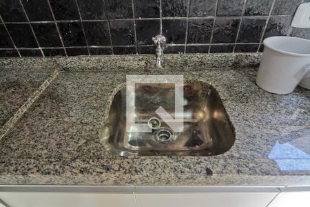 Casa de condomínio à venda com 234m², 3 quartos e 3 vagasÁrea de Serviço