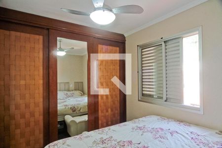 Casa de condomínio à venda com 234m², 3 quartos e 3 vagasSuíte